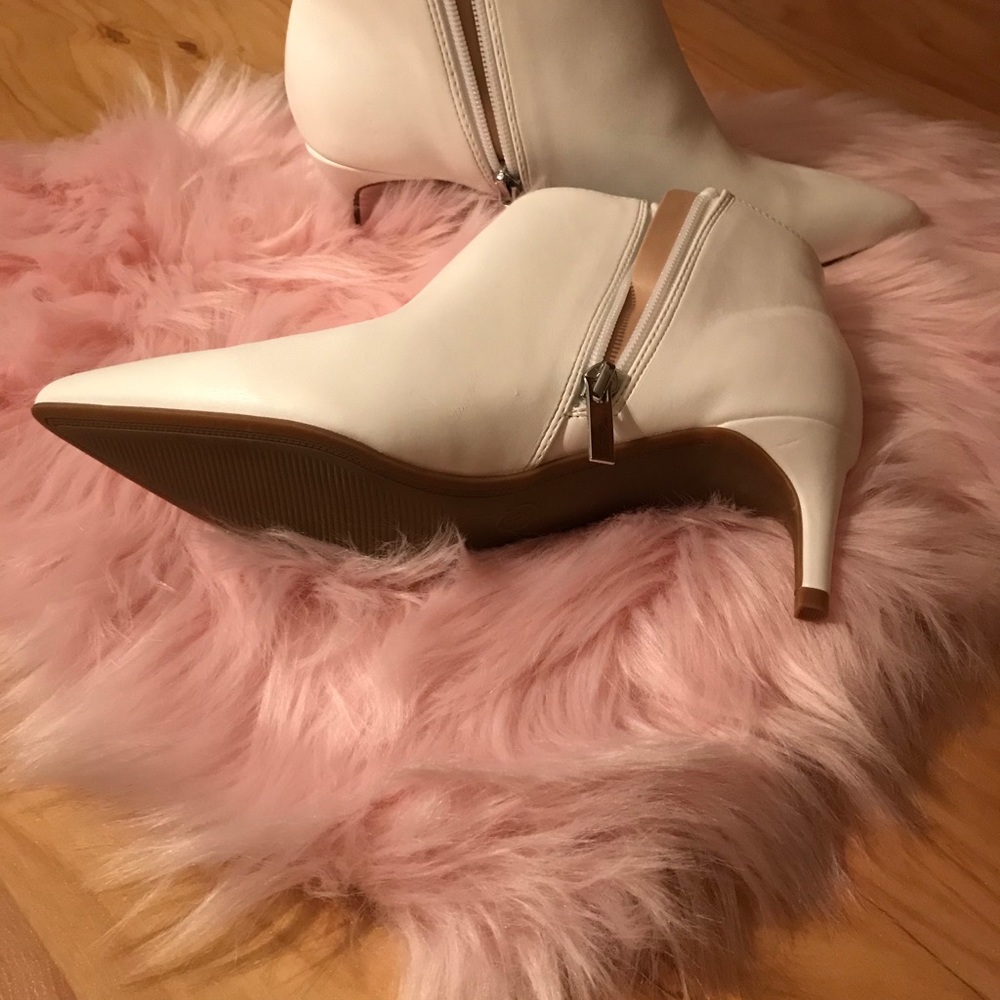women’s shoes